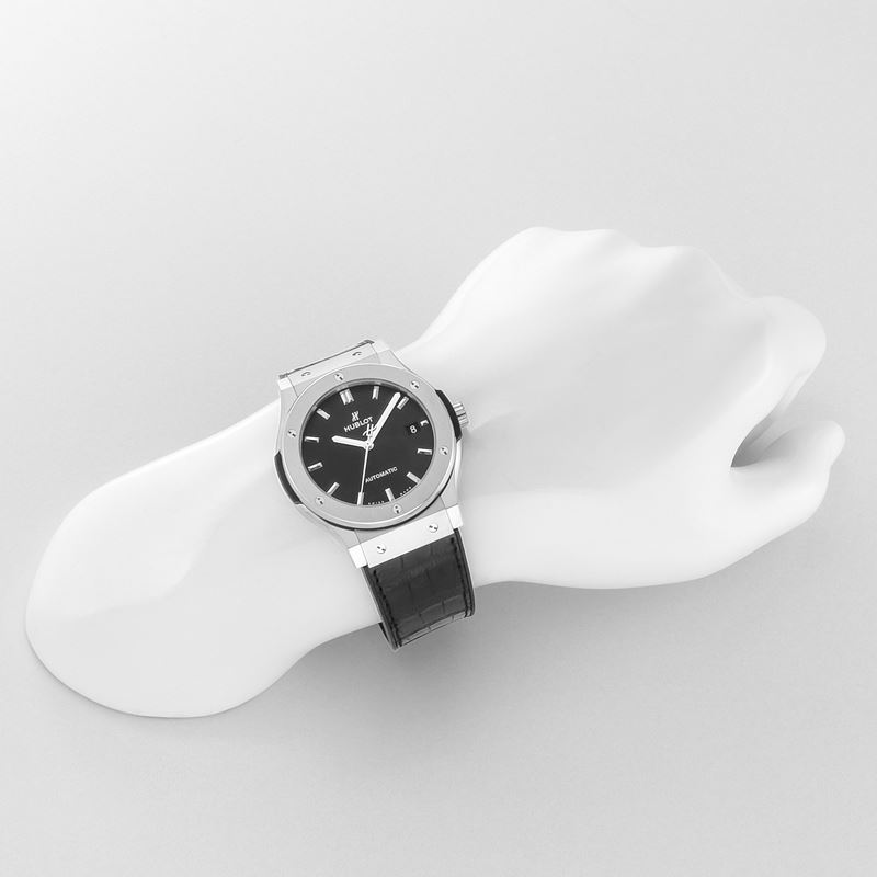 ウブロ HUBLOT メンズ 腕時計 クラシックフュージョンチタニウム 511.NX.1171.LR