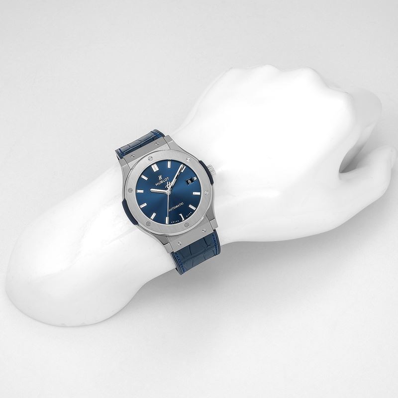 ウブロ HUBLOT メンズ 腕時計 クラシックフュージョンチタニウム 511.NX.7170.LR