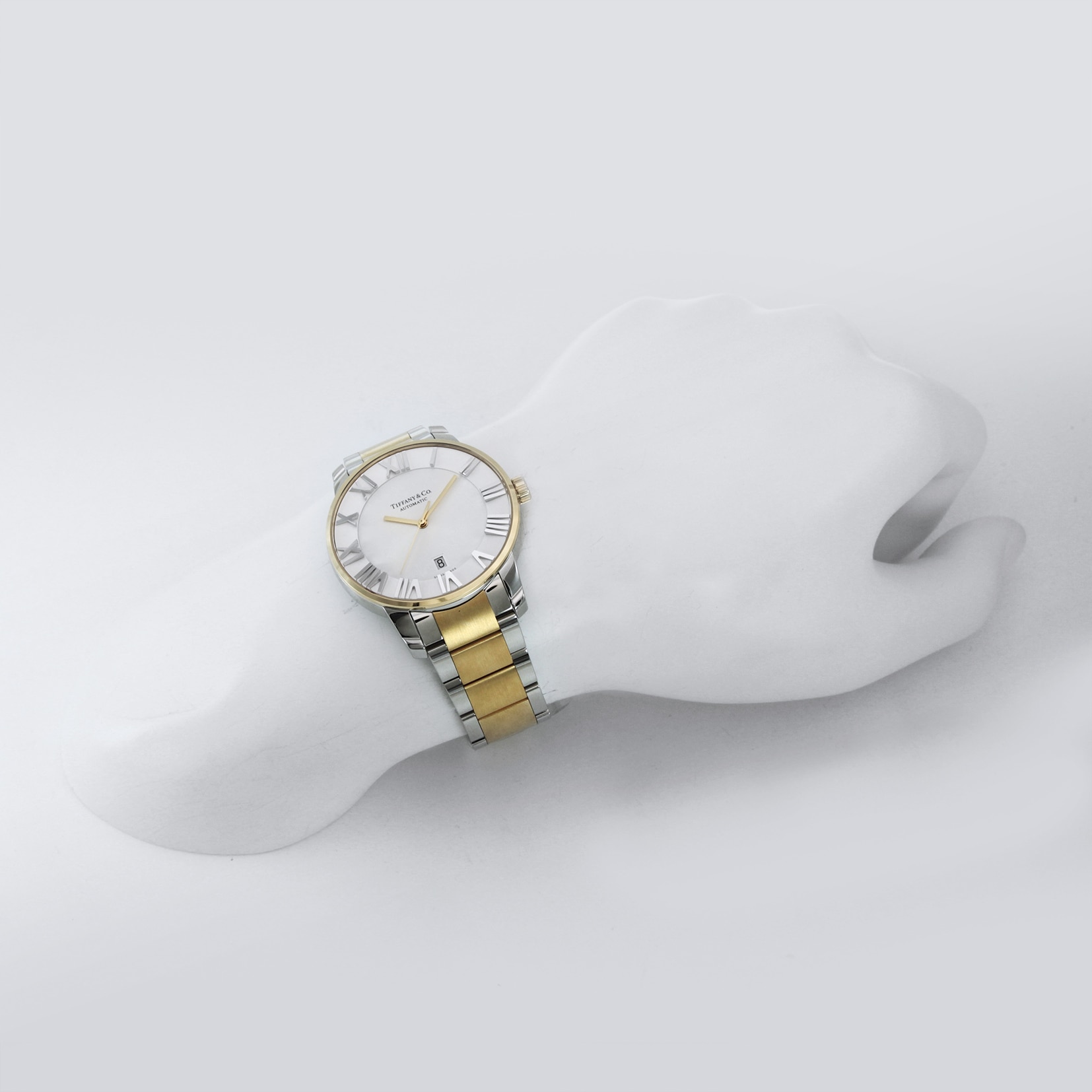 Tiffany & Co. ティファニー メンズ腕時計 AtlasDome Z1810.68.15A21A00A シルバー